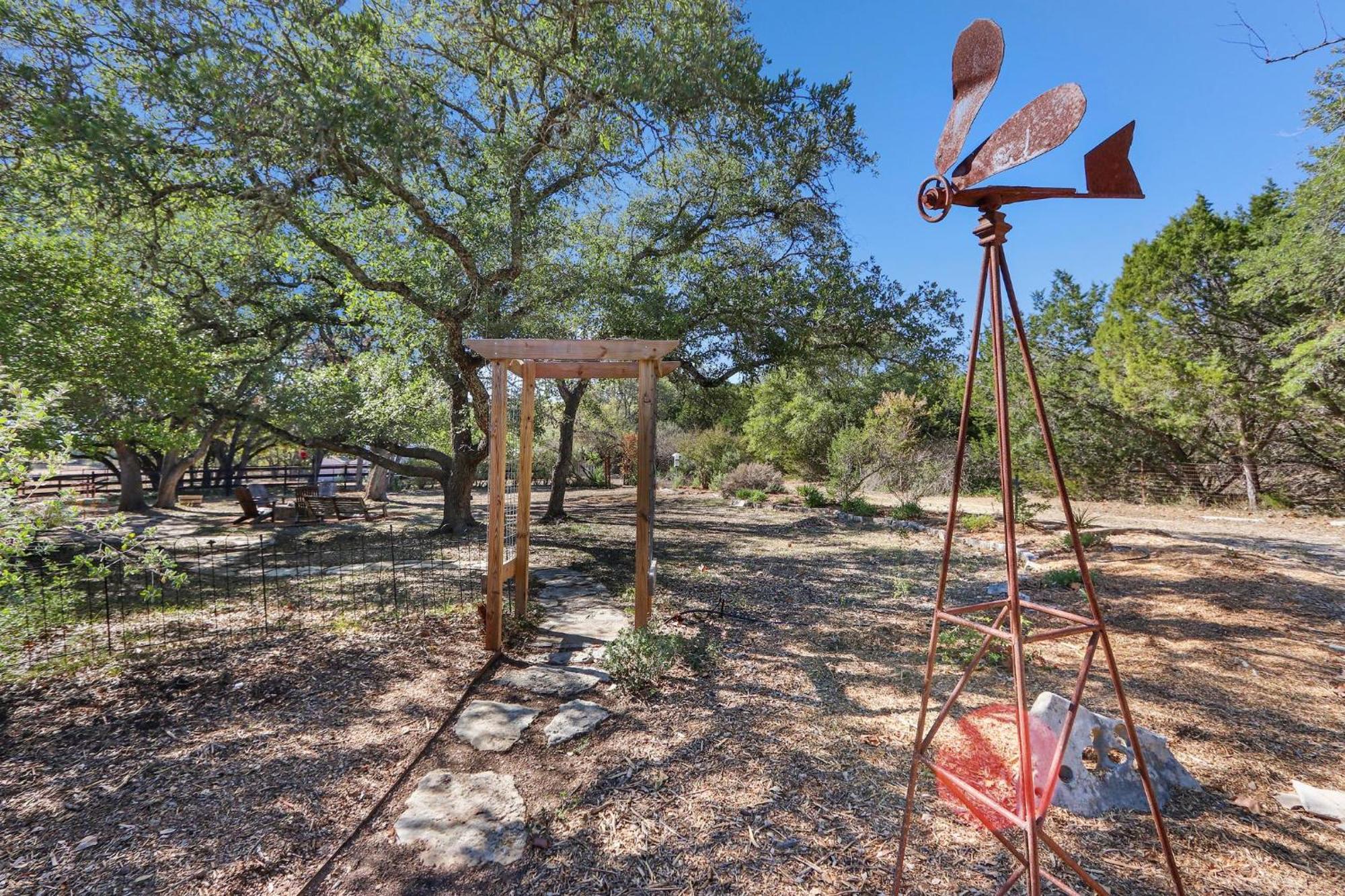 Red Donkey Cottage Wimberley Extérieur photo