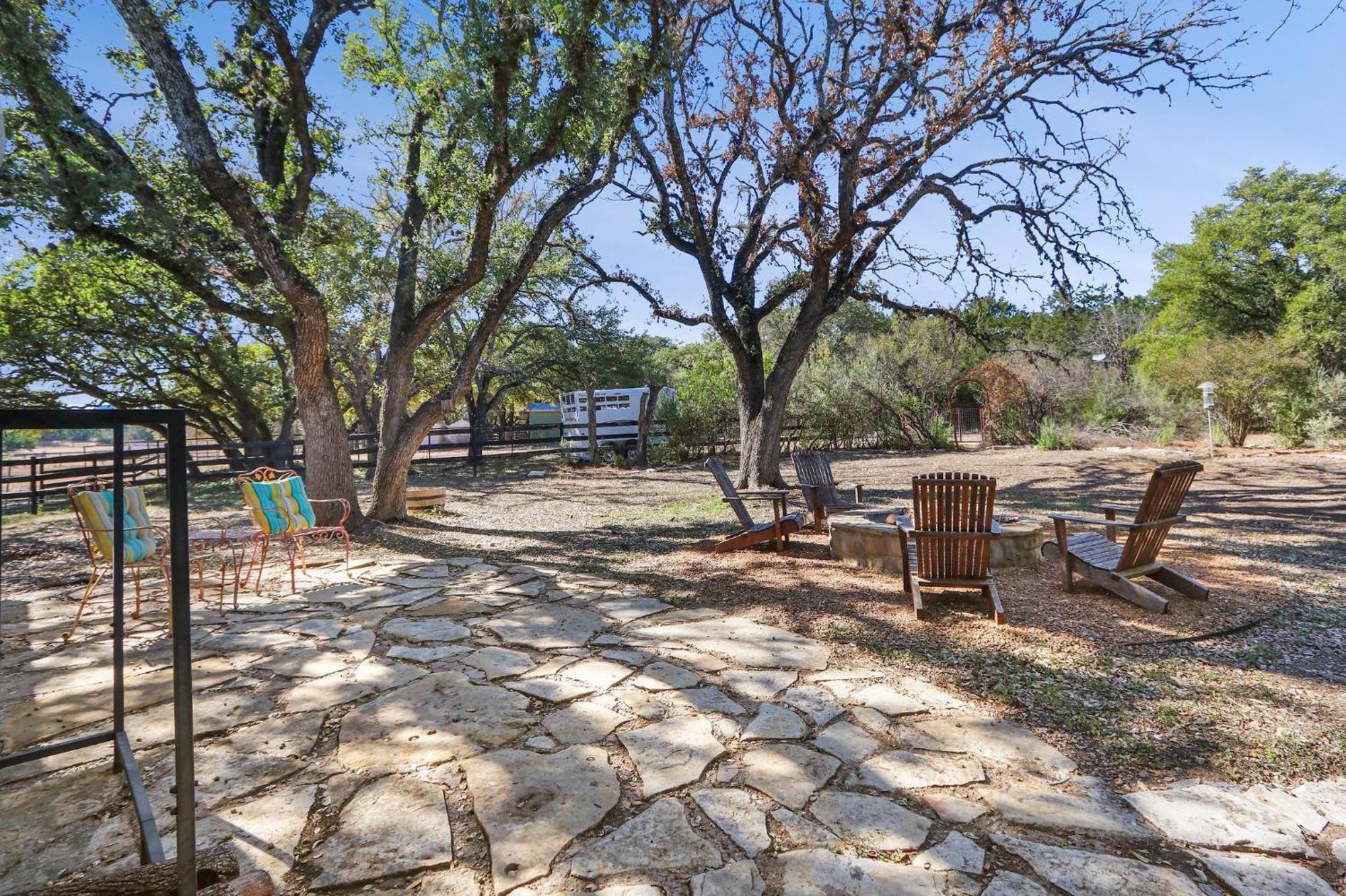 Red Donkey Cottage Wimberley Extérieur photo